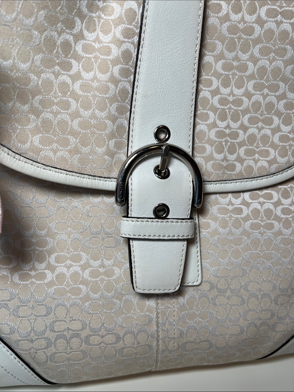 Coach White and Cream Soho Bag - Picture 3 of 16